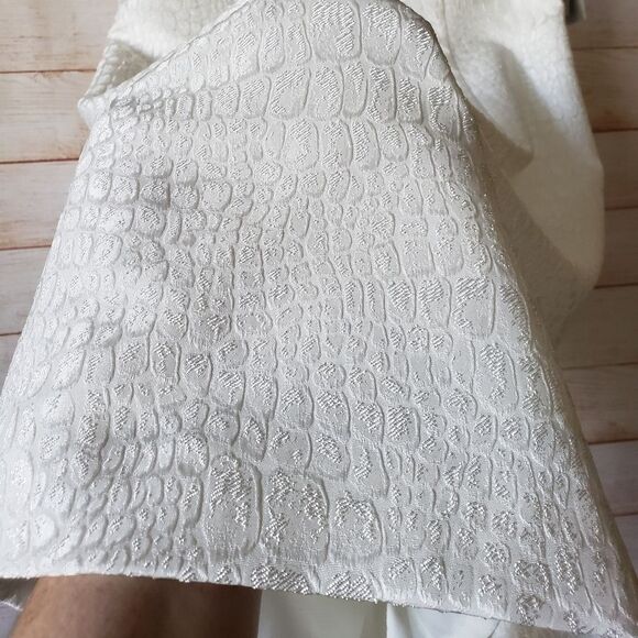 Kasper White Sleeveless Round Neck Sheath Dress Wedding Special Occasion Party - Picture 3 of 10